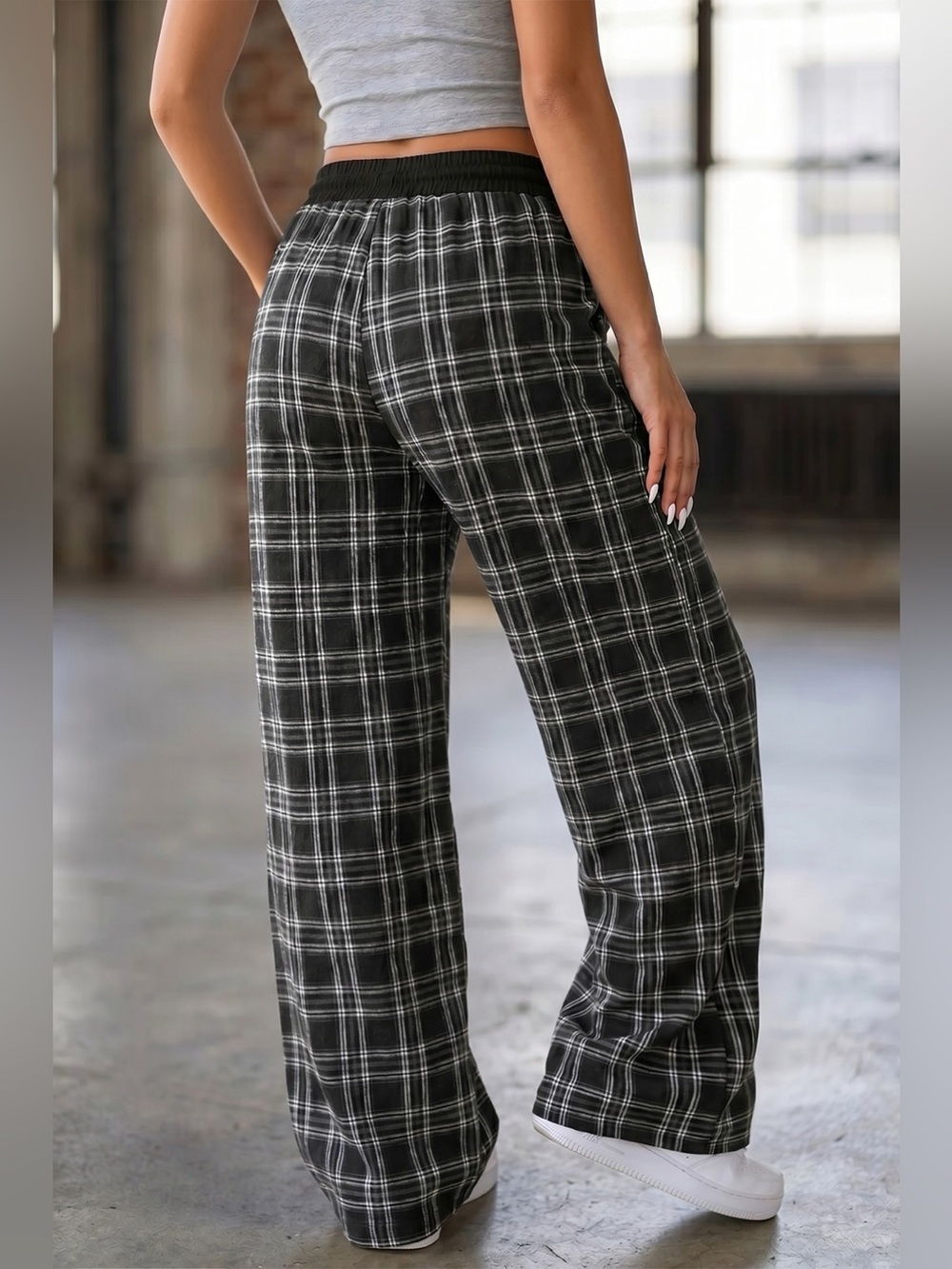 Plaid Wide-Leg Drawstring Pants - Picture 5 of 16
